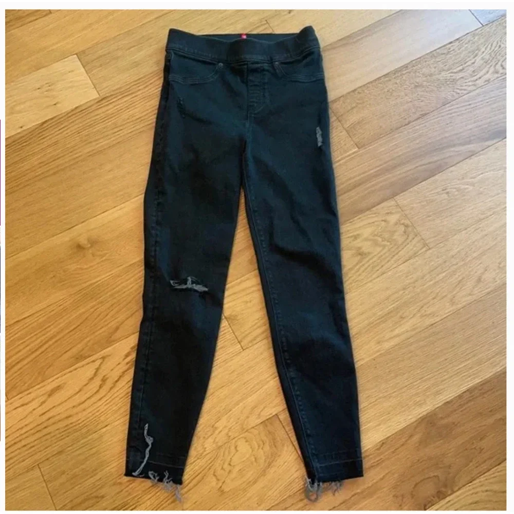 Spanx Vintage‎ Black Distressed Ankle Skinny Jeans Size Small